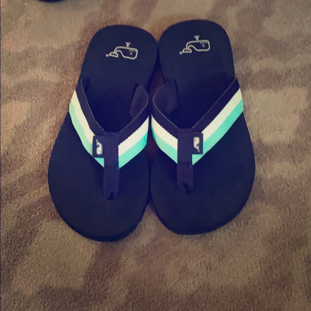 Vineyard vines nautical theme flip-flops brand new